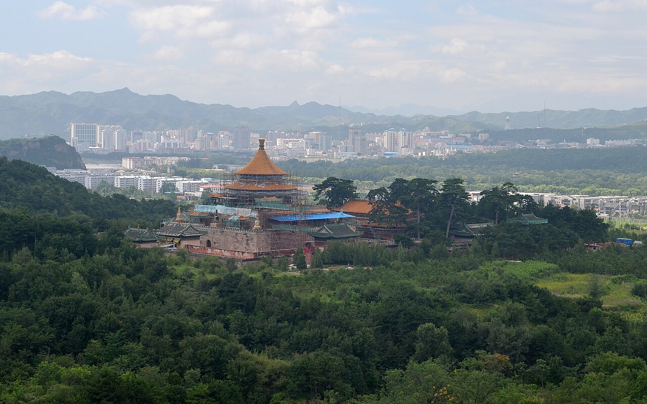 Pule Temple and the Chengde landscape