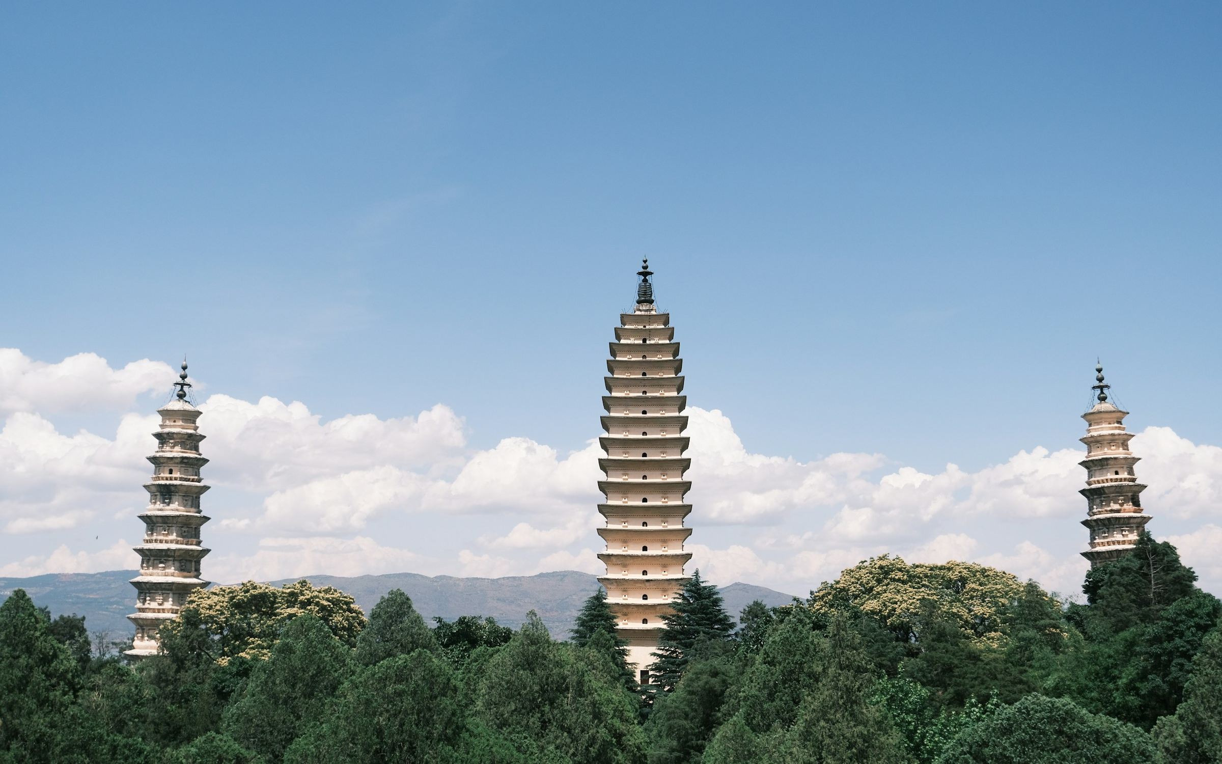 Chongsheng Temple & Three Pagodas