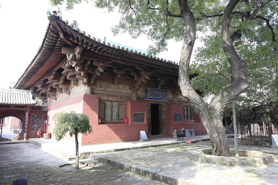 Zhenguo Temple